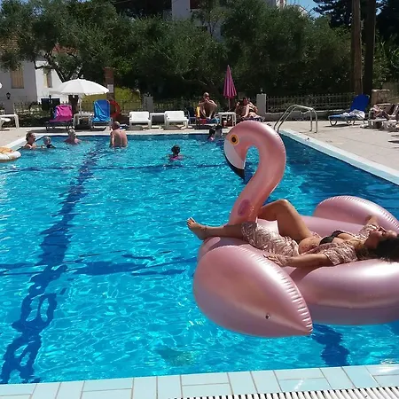 Giannis アパート *